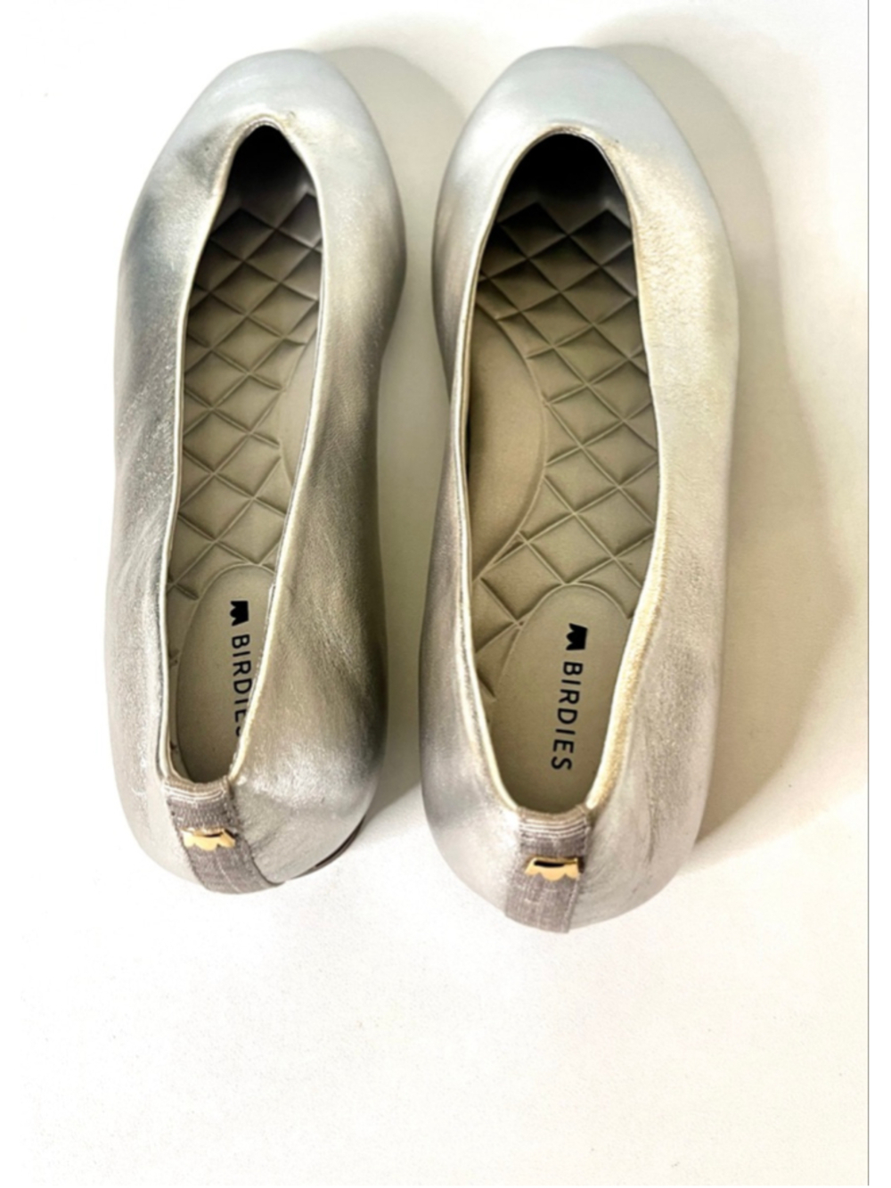 Birdies Crane Metallic Silver Leather Flats Women Size 8.5 - Picture 2 of 9